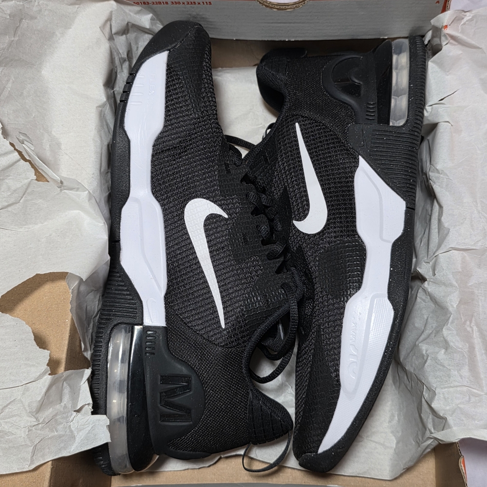 Nike Air Max Alpha Trainer 5 - Black/white - Mens 10.5